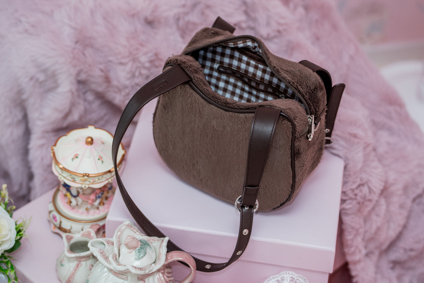 Fluffy Kitty Bag - Chocolate Kitty [PREORDER]